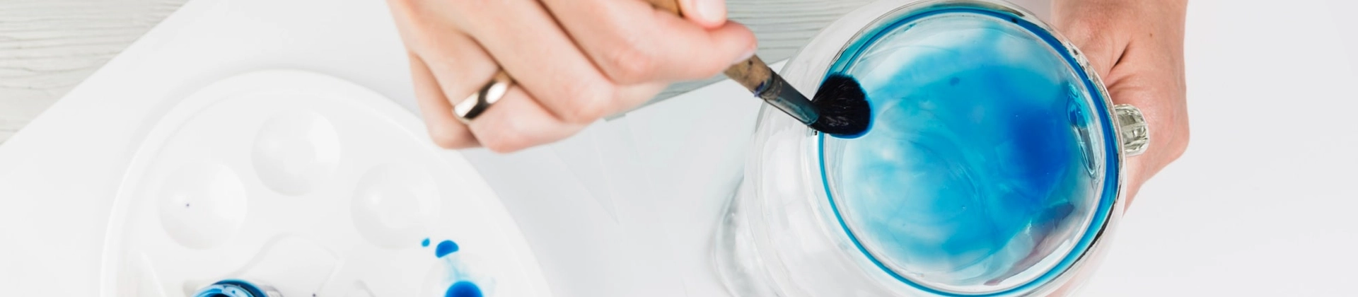 راتنج الإيبوكسي ومستلزمات الفن